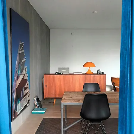 Vibe In Architectural Settings * Arre